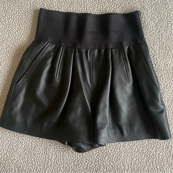 Alexander Wang Black Lambskin Leather Shorts Logo Waistband Side Zip Size 6 - Picture 5 of 12